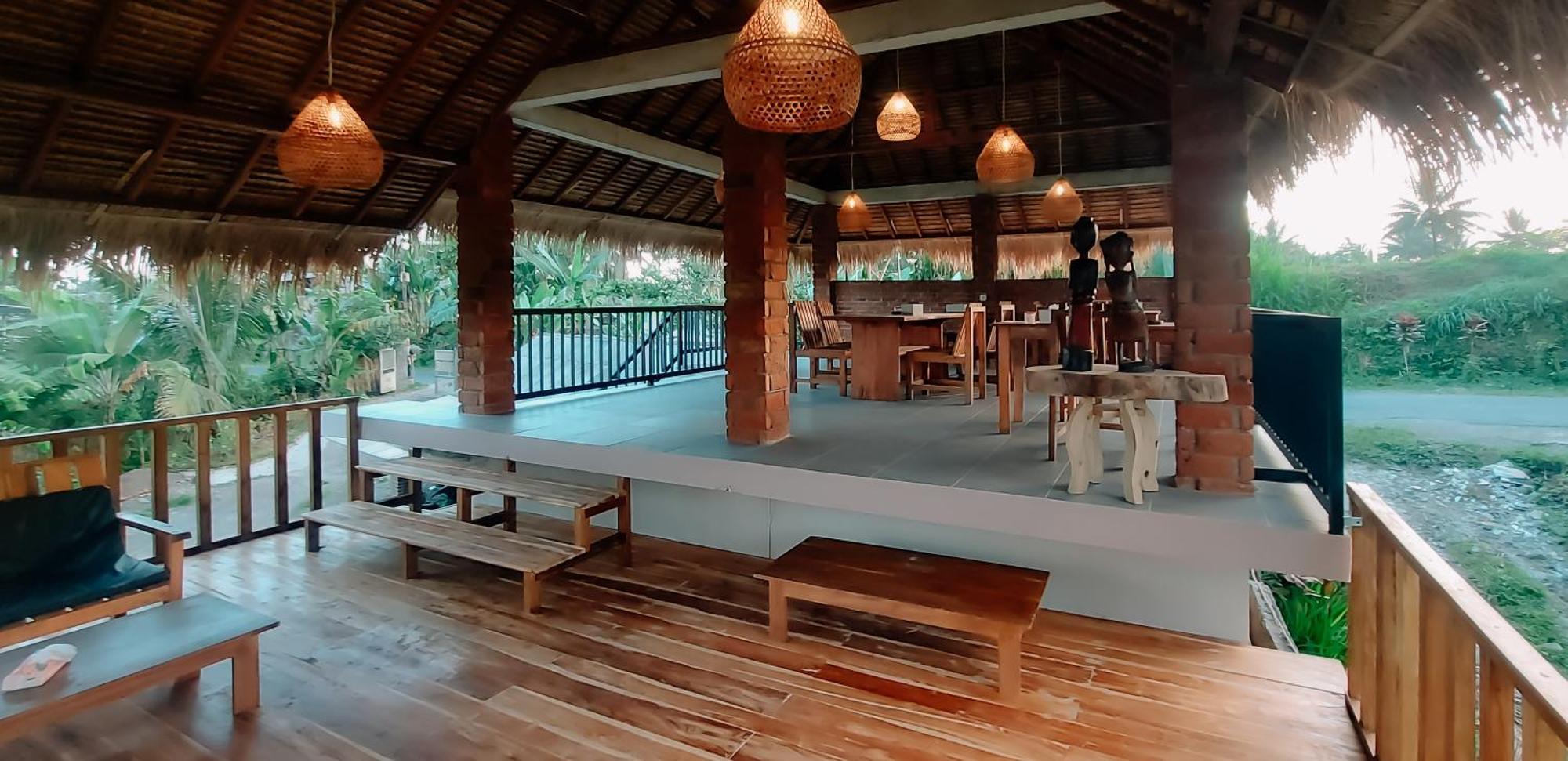 Novia Guest House Lombok-テテバトゥ エクステリア 写真