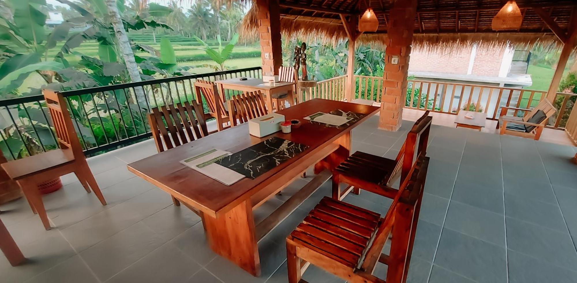 Novia Guest House Lombok-テテバトゥ エクステリア 写真
